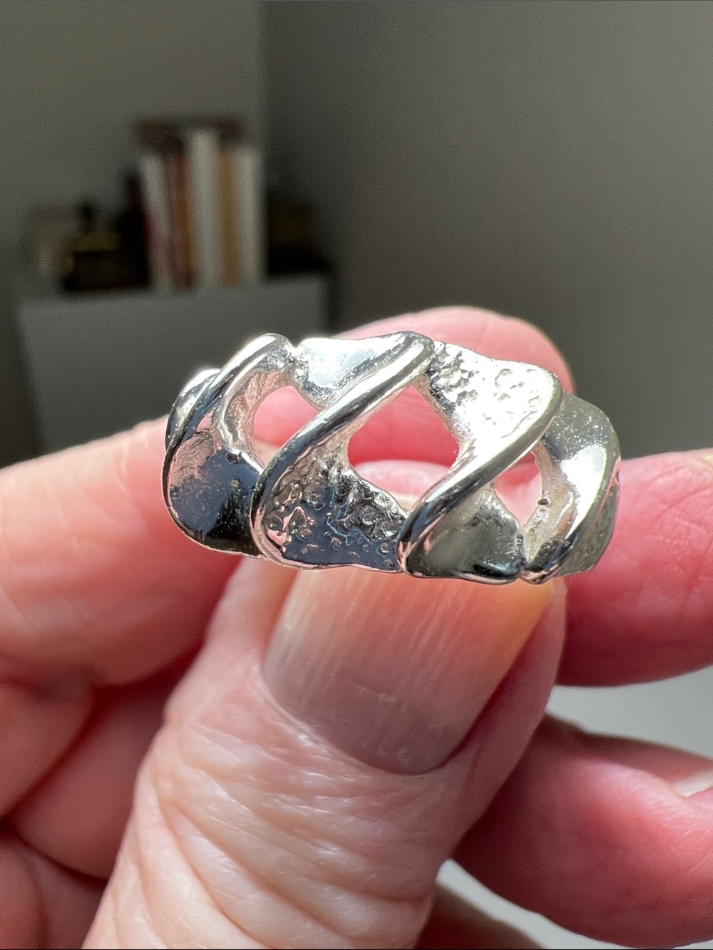Textured Open-Work 925 Sterling Silver Band Ring - Heirloom Vintage